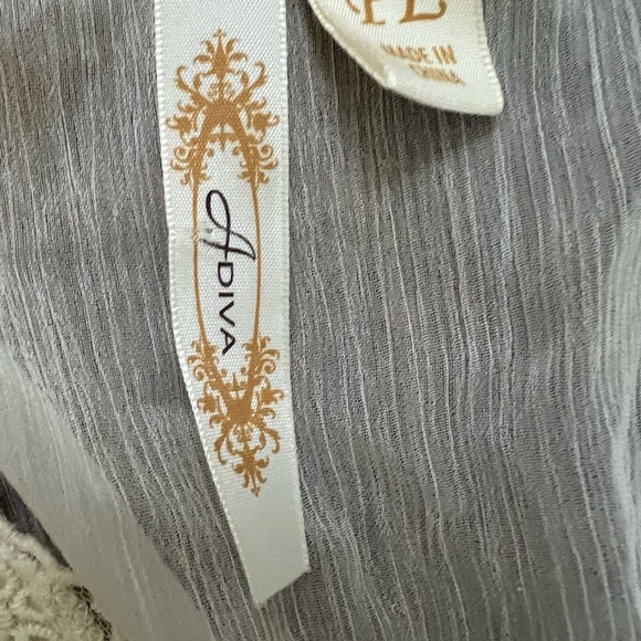 Retro Adiva Sheer Lace Top in Cream and White in PL (small) - Picture 2 of 3